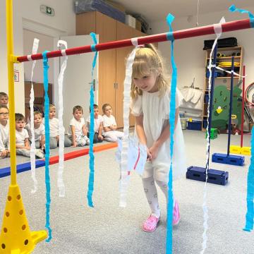 ce73f503-e59d-4b08-8895-a9832dac29a3